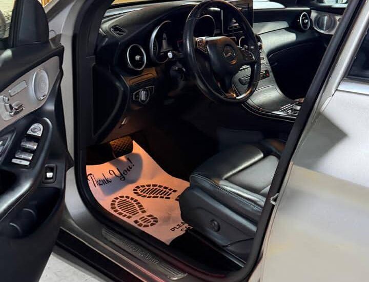 مرسدس بنز GLC300