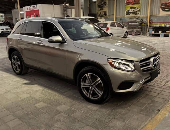 مرسدس بنز GLC300