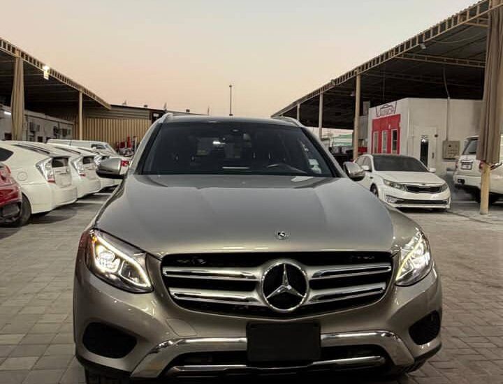 مرسدس بنز GLC300