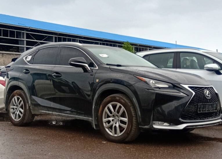 لکسوس NX200t F Sport